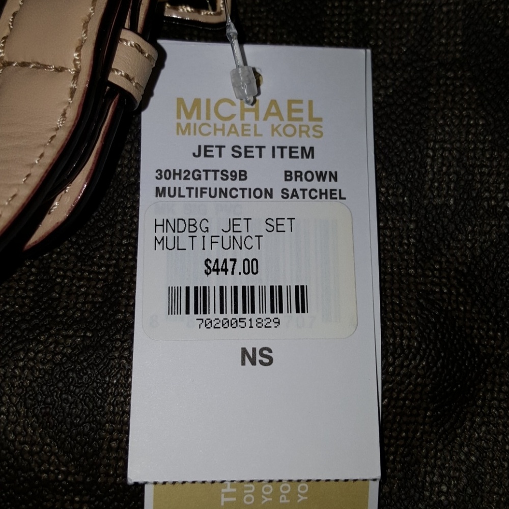 *SOLD* Michael Kors Jet Set Multifunction Satchel - Picture 8 of 8